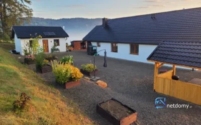 Dom z chatką na działce w Kurowie, 135 m2