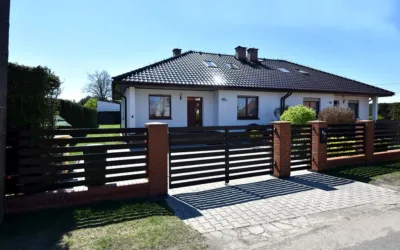 Dom bliźniaczy 120 m2 z ogrodem w Łubnianach
