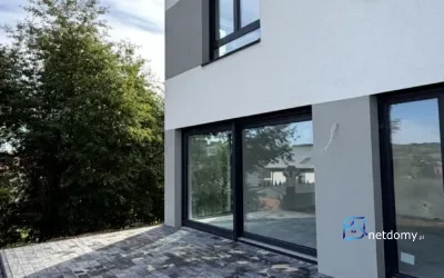 Dom bliźniaczy 144 m2 z garażem i dużym strychem, Tyczyn