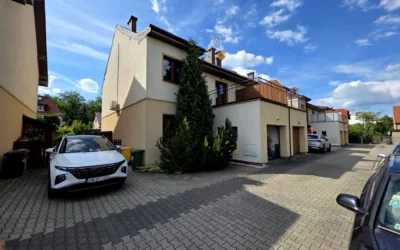 Dom bliźniaczy 195 m2 na Stabłowicach z sauną, tarasem i garażem